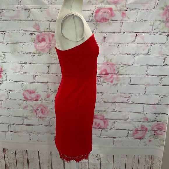 Lulu’s NWT Mateo Red Lace Strapless Bodycon Dress - Picture 8 of 14